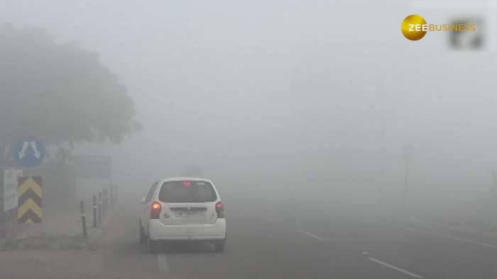 https://www.zeebiz.com/india/video-gallery-dense-fog-disrupts-jhajjar-city-reducing-visibility-and-traffic-haryana-350739