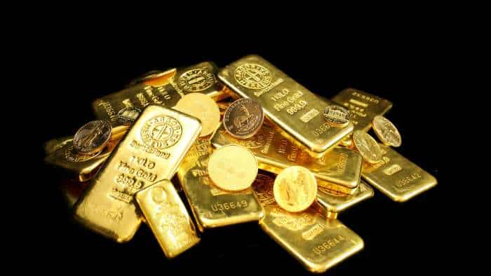 https://www.zeebiz.com/personal-finance/news-sbi-gold-mutual-fund-vs-physical-gold-price-in-delhi-1-year-return-calculator-calculations-which-commodity-has-given-higher-return-on-inr-rs-300000-one-time-investment-in-1-year-rate-351349