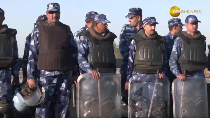 https://www.zeebiz.com/india/video-gallery-police-uses-bulldozers-to-remove-concrete-barricades-erected-at-shambhu-border-heightens-security-351681
