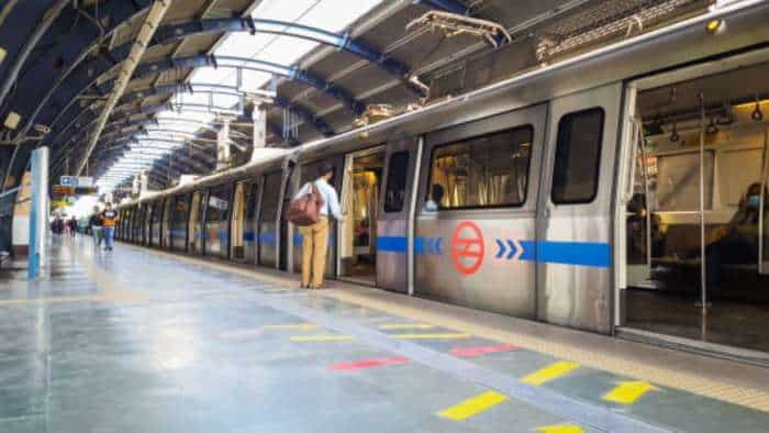 https://www.zeebiz.com/india/news-delhi-metro-yellow-line-extension-from-samaypur-badli-to-sonipat-ministry-of-housing-urban-affairs-mohua-delhi-metro-rail-corporation-dmrc-detailed-project-report-dpr-352051