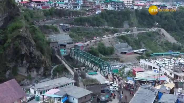 https://www.zeebiz.com/india/video-gallery-char-dham-yatra-scams-soar-govt-issues-alert-about-online-frauds-targeting-pilgrims-356313