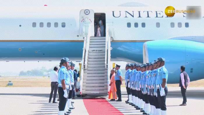 https://www.zeebiz.com/india/video-gallery-jd-vance-family-land-in-agra-for-taj-mahal-tour-cm-yogi-adityanath-welcomes-us-vice-president-356720