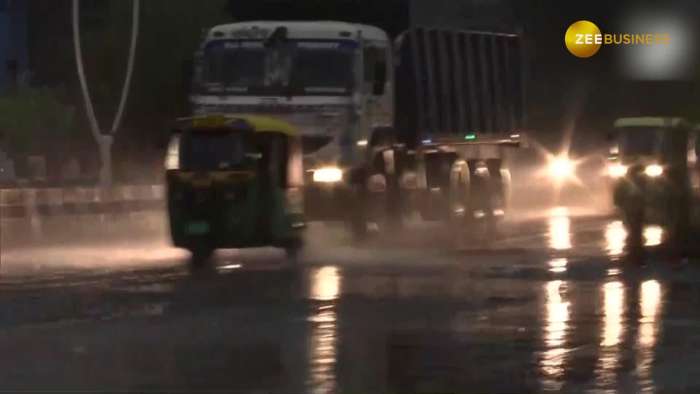 https://www.zeebiz.com/india/video-gallery-delhi-rain-heavy-rains-strong-winds-lashes-in-delhi-s-lajpat-nagar-358775