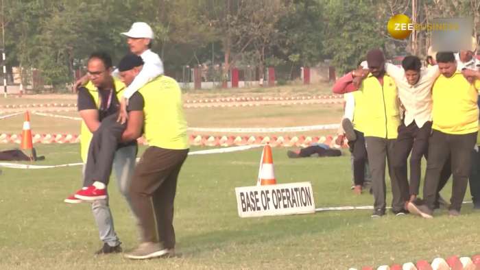 https://www.zeebiz.com/india/video-gallery-mock-drill-rehearsal-underway-in-varanasis-police-lines-following-mhas-order-359802