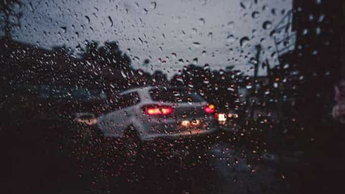  Rain lashes several parts of Bengaluru, causes severe waterlogging 