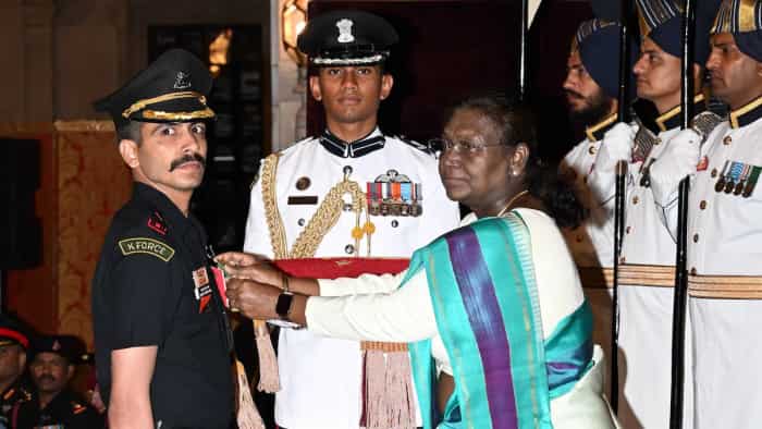 President Droupadi Murmu awards 6 Kirti Chakras and 33 Shaurya Chakras to brave personnel