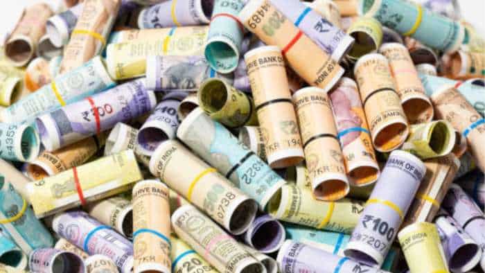  SIP Calculation: Rs 16,000/month investment, how quickly can you generate over Rs 15 crore corpus? See calculations 