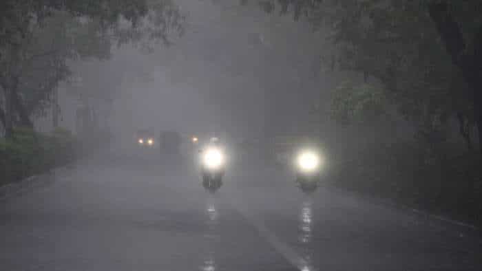  Himachal Pradesh Weather Update: Heavy to very heavy rainfall alert issued in these 6 districts over next 2 days 