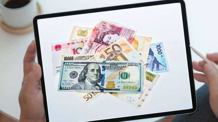 India’s forex reserves fall for second week, down $3.06 billion to $696.67 billion