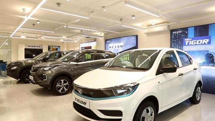 Tata Motors beats Street estimates with Rs 3,924 crore Q1 profit 