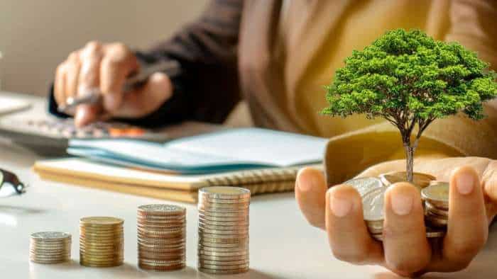 Buying Muthoot Finance, IRCTC, USL or Angel One shares? Latest fundamental and technical stock picks 