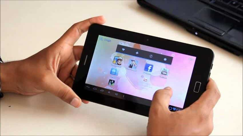 India&#039;s tablet market contracts in Q4 2015; Datawind leads with 1 in 5 units