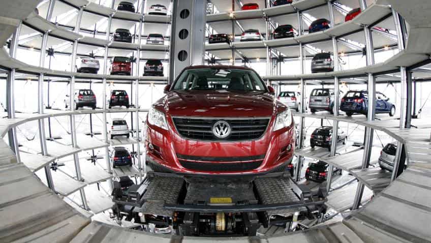 VW to offer to buy back nearly 500,000 U.S. diesel cars: sources