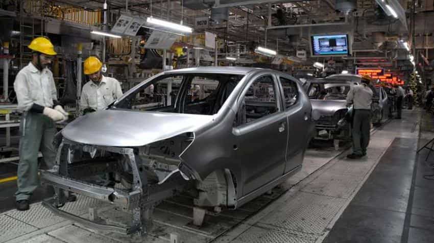 Maruti sold 4,000 cars a day in Q4, profit falls 12% Maruti sold 4,000 cars a day in Q4, profit falls 12%