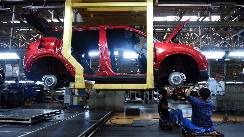 Indian manufacturing sector activity drops to 4-month low in April as new orders stagnate