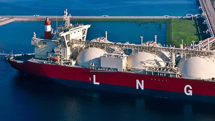 India renegotiates LNG gas agreement with Qatar to reduce import costs