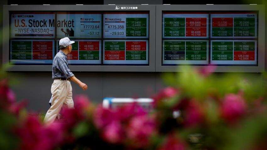 Japan stocks open on high note; Chinese markets slide Japan stocks open on high note; Chinese markets slide