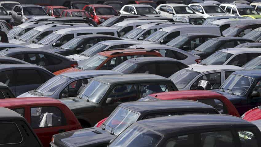 Domestic car sales rise 2% in April: SIAM