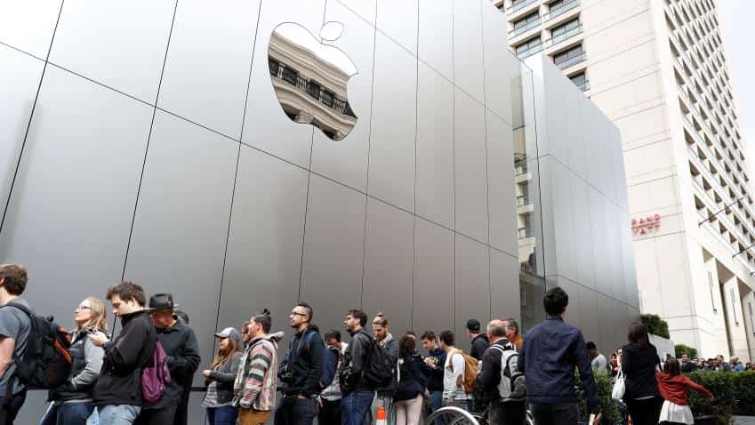 Apple explores charging stations for electric vehicles Apple explores charging stations for electric vehicles