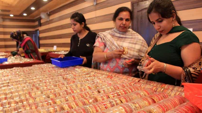After rollback of tax on EPF, govt now repeals 1% tax on gold jewellery
