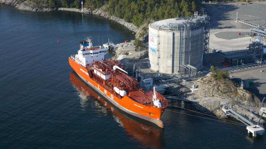 Govt in discussion with Russia's Gazprom for LNG supplies to GAIL Govt in discussion with Russia's Gazprom for LNG supplies to GAIL