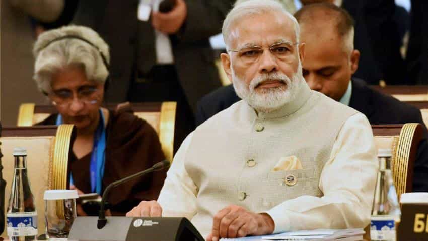 PM Modi breaks his silence; defends Rajan against Swamy PM Modi breaks his silence; defends Rajan against Swamy