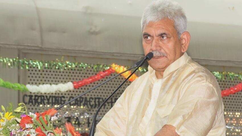 Telecom Minister Manoj Sinha to hold his first meeting with telecos CEOs today
