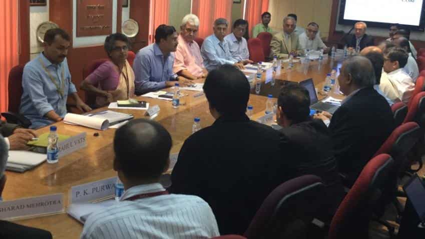 Manoj Sinha meets CEOs of telecom companies; discusses call drop issue Manoj Sinha meets CEOs of telecom companies; discusses call drop issue