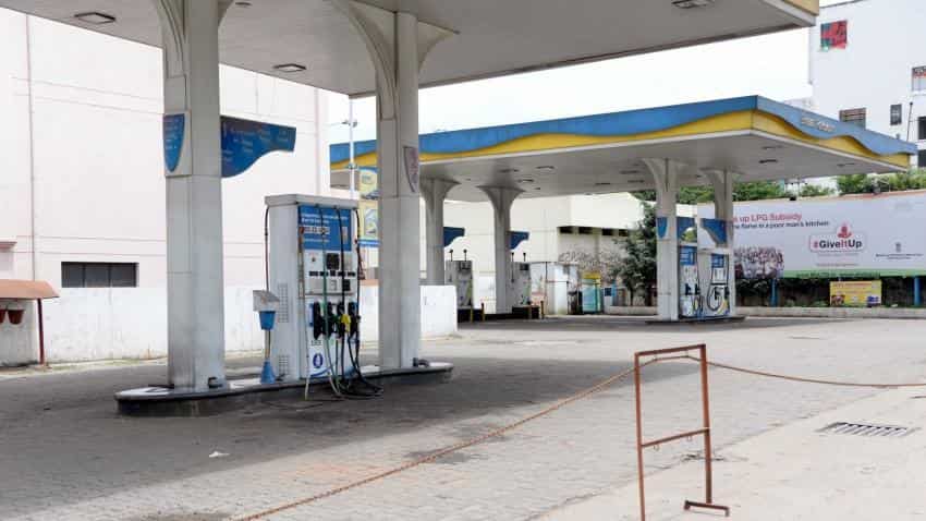 Petrol Price Cut: We calculate price from refiners to your tank Petrol Price Cut: We calculate price from refiners to your tank