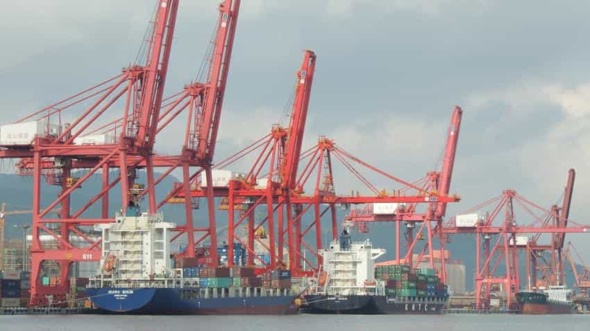 Trade deficit narrows to $7.7 billion despite nearly 7% decline in exports Trade deficit narrows to $7.7 billion despite nearly 7% decline in exports