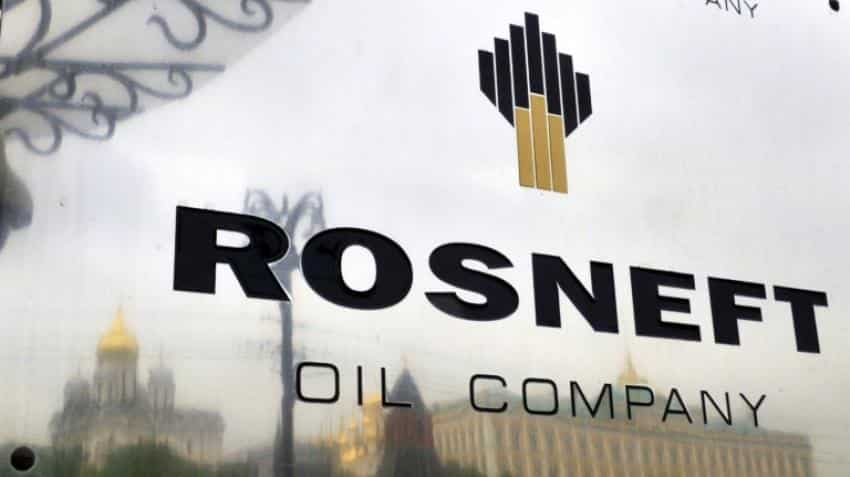 Rosneft Q2 profit tumbles 33% on low oil prices