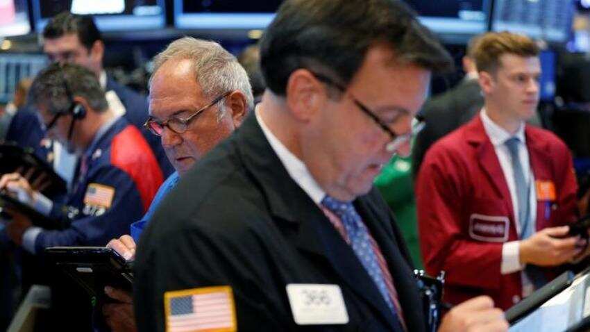Wall Street opens flat as Feds divided on rates