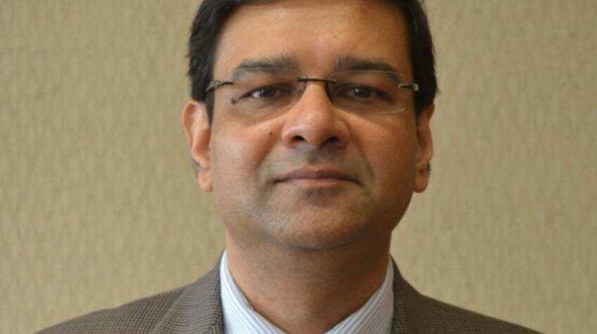 Urjit Patel fails to bring cheer to markets; end down 90 points