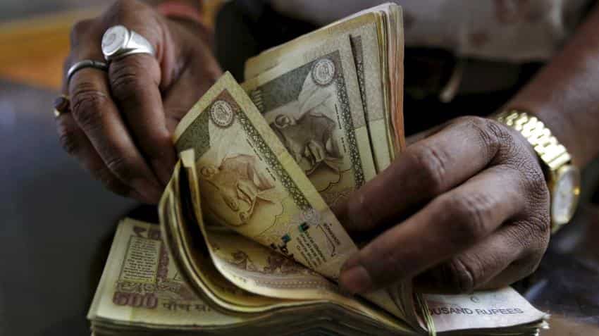 Govt on track to meet fiscal target despite 7th Pay Commission payout Govt on track to meet fiscal target despite 7th Pay Commission payout