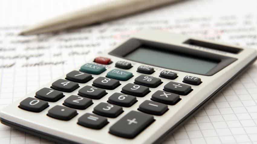 Service tax collection from Mumbai up 23% in 4 months Service tax collection from Mumbai up 23% in 4 months