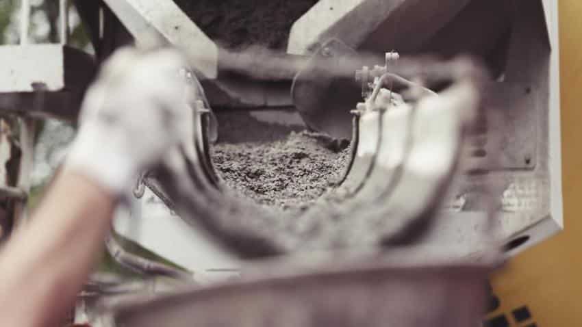 CCI slaps Rs 6,700 crore fine on 10 cement firms, including ACC, Binani, for cartelisation CCI slaps Rs 6,700 crore fine on 10 cement firms, including ACC, Binani, for cartelisation