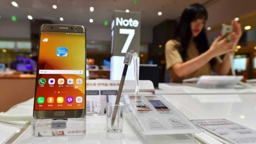 Samsung shares plunge over smartphone explosion debacle Samsung shares plunge over smartphone explosion debacle