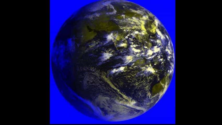 ISRO releases first colour image of earth from INSAT-3DR ISRO releases first colour image of earth from INSAT-3DR