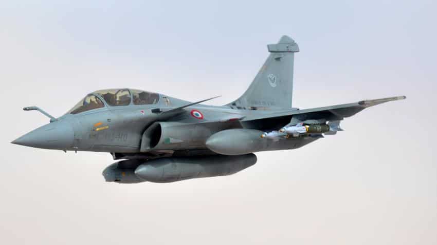 India signs Rs 58,000 crore Rafale deal with France India signs Rs 58,000 crore Rafale deal with France