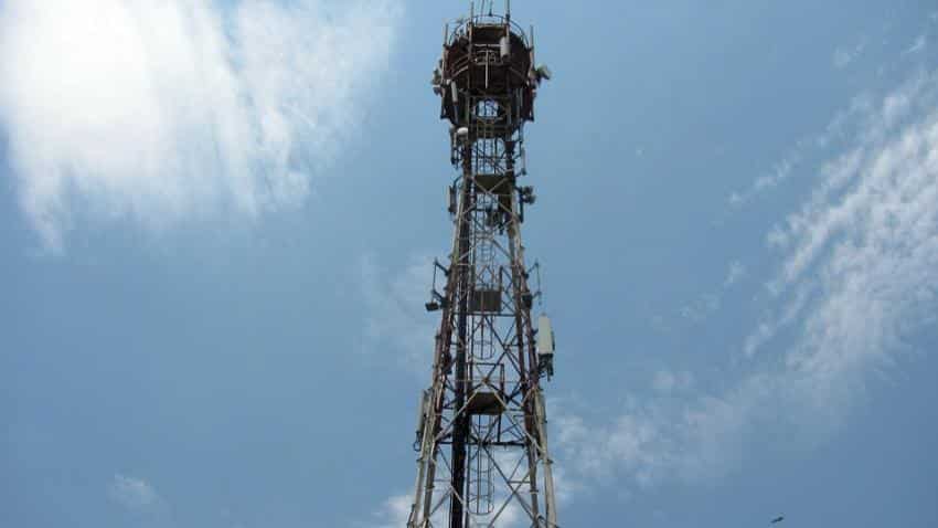Spectrum Auction: RCom, Aircel to bid separately, 5 others also in fray Spectrum Auction: RCom, Aircel to bid separately, 5 others also in fray