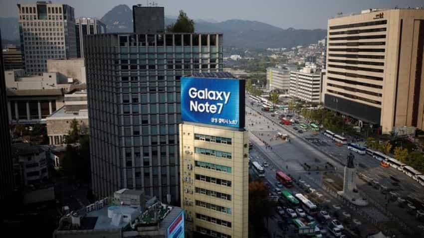 Apple, Google shares gain as Samsung halts Galaxy Note 7 production