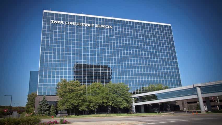 TCS Q2 result: Shares drop over 1%; What to expect? 