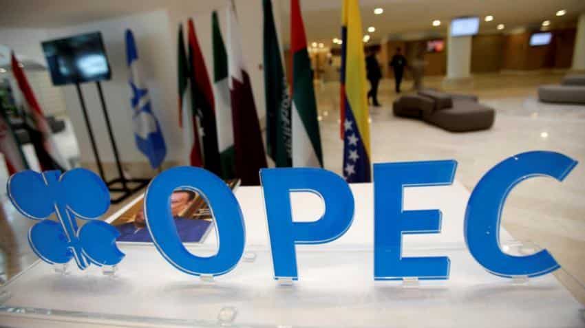 OPEC officials fail to agree on how to curb oil supplies