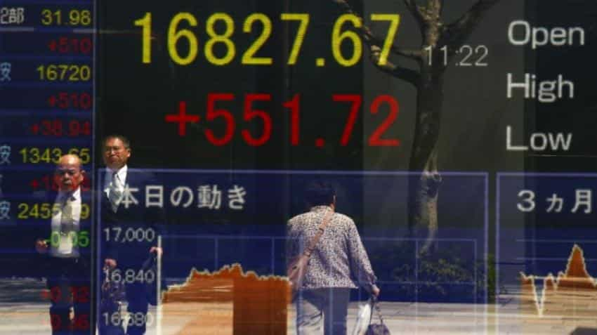 Asian shares, dollar rattled by US election uncertainty