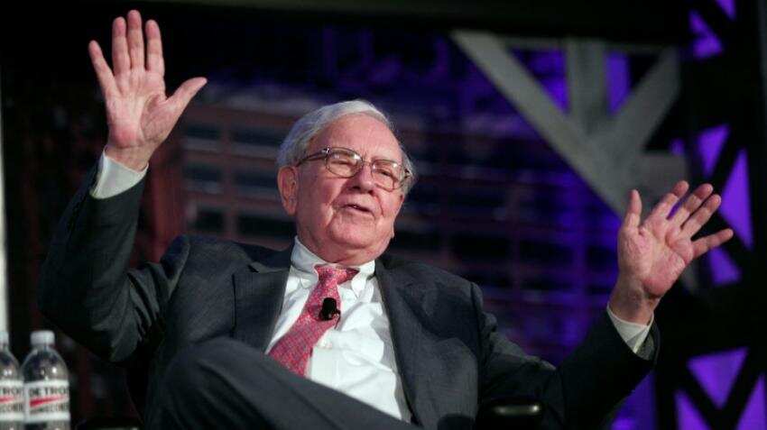 Billionaire Warren Buffett invests in 3 big US airlines Billionaire Warren Buffett invests in 3 big US airlines