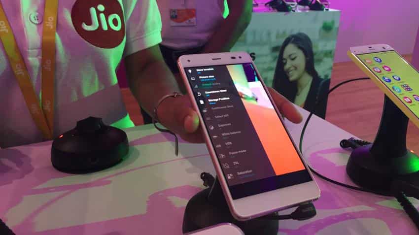 RJio rates not predatory, discriminatory says Ministry of Communications RJio rates not predatory, discriminatory says Ministry of Communications