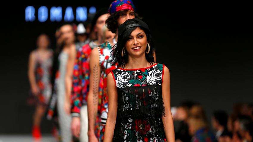 Indians flock to buy branded apparel; cast out new entrants, online retailers