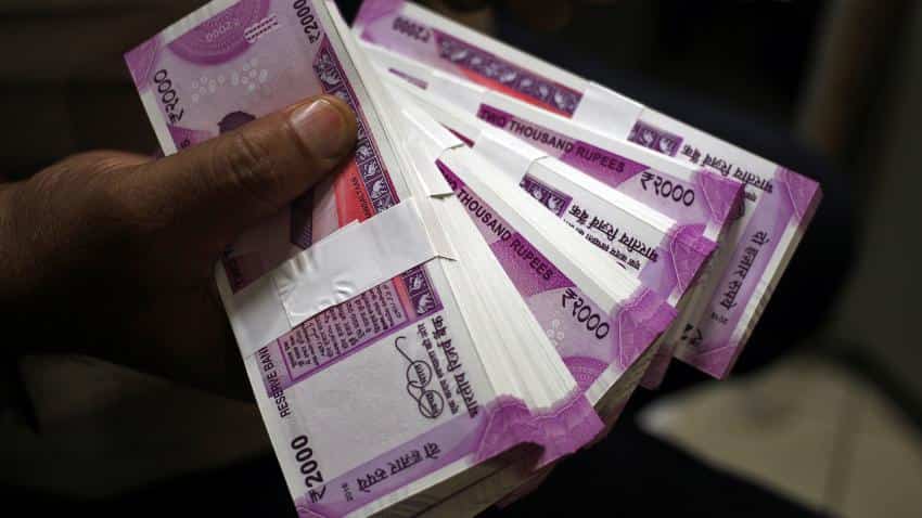 Rupee cracks 68-level, tumbles 32 paise Rupee cracks 68-level, tumbles 32 paise