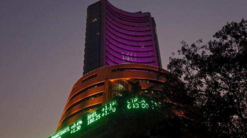 Market review: Equities plunge as foreign investors take flight on demonetisation Market review: Equities plunge as foreign investors take flight on demonetisation