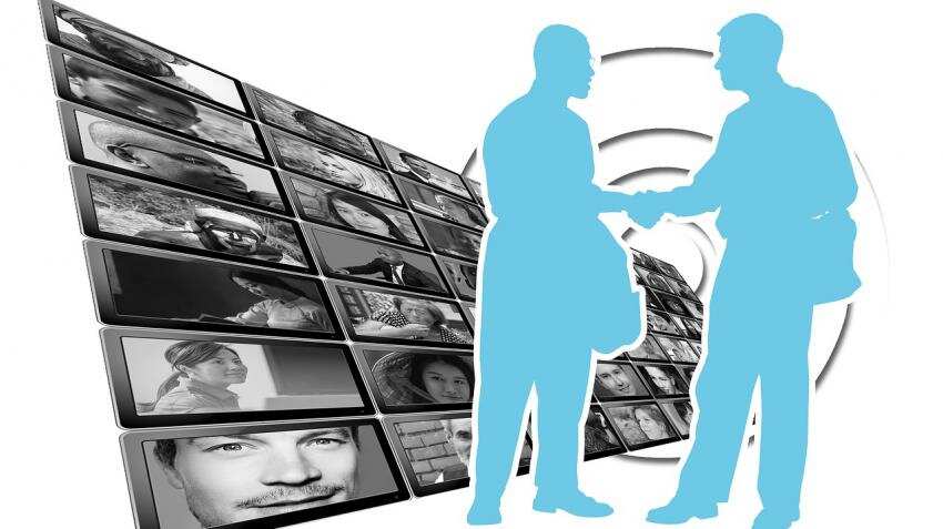 Reliance Broadcast sells TV, Radio biz for Rs 1,900 crore to Zee Reliance Broadcast sells TV, Radio biz for Rs 1,900 crore to Zee